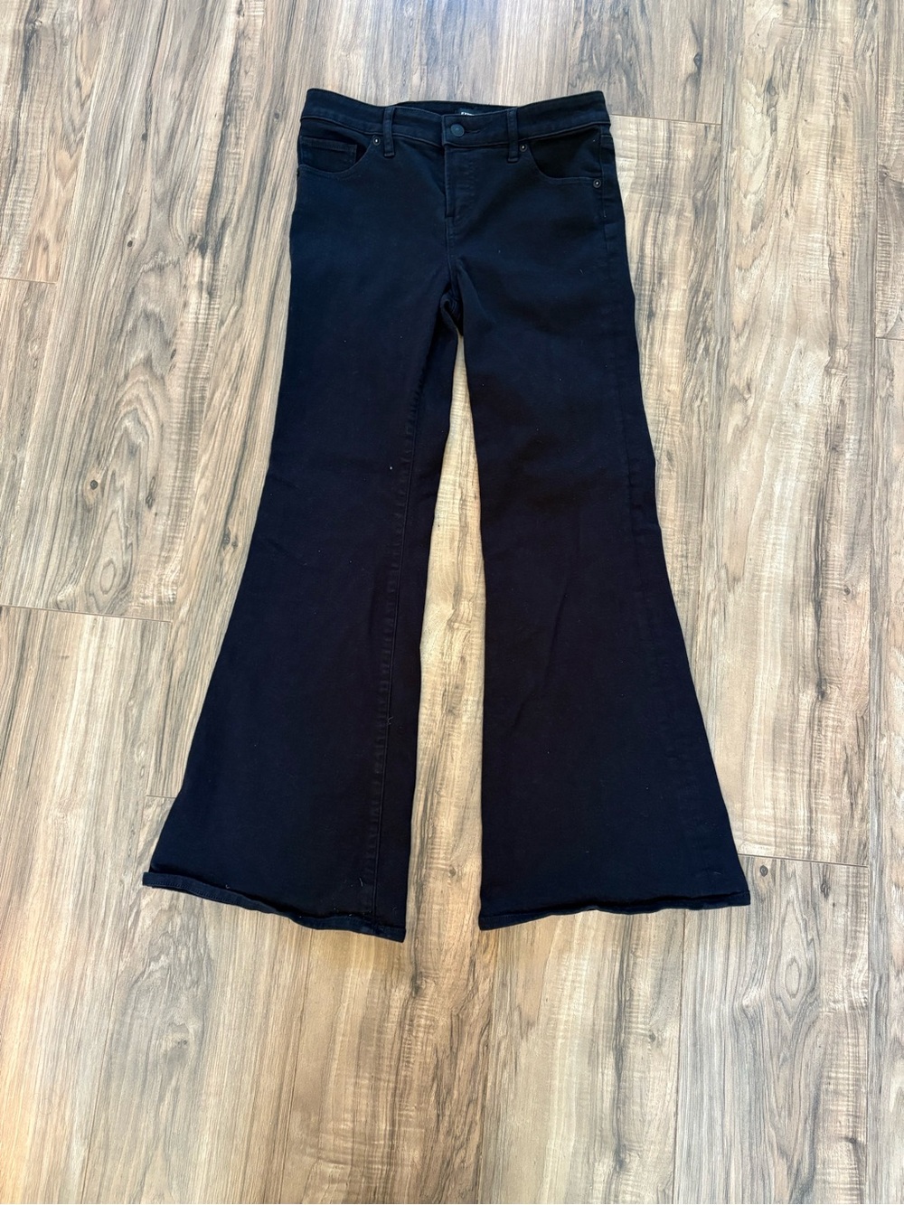Express Women’s Black Flared Jeans